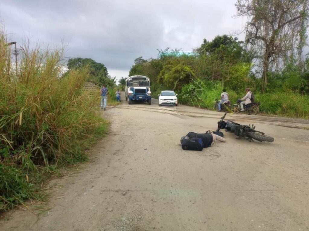 Ej3cut4n a policía municipal de Oluta cuando se dirigía a su trabajo.