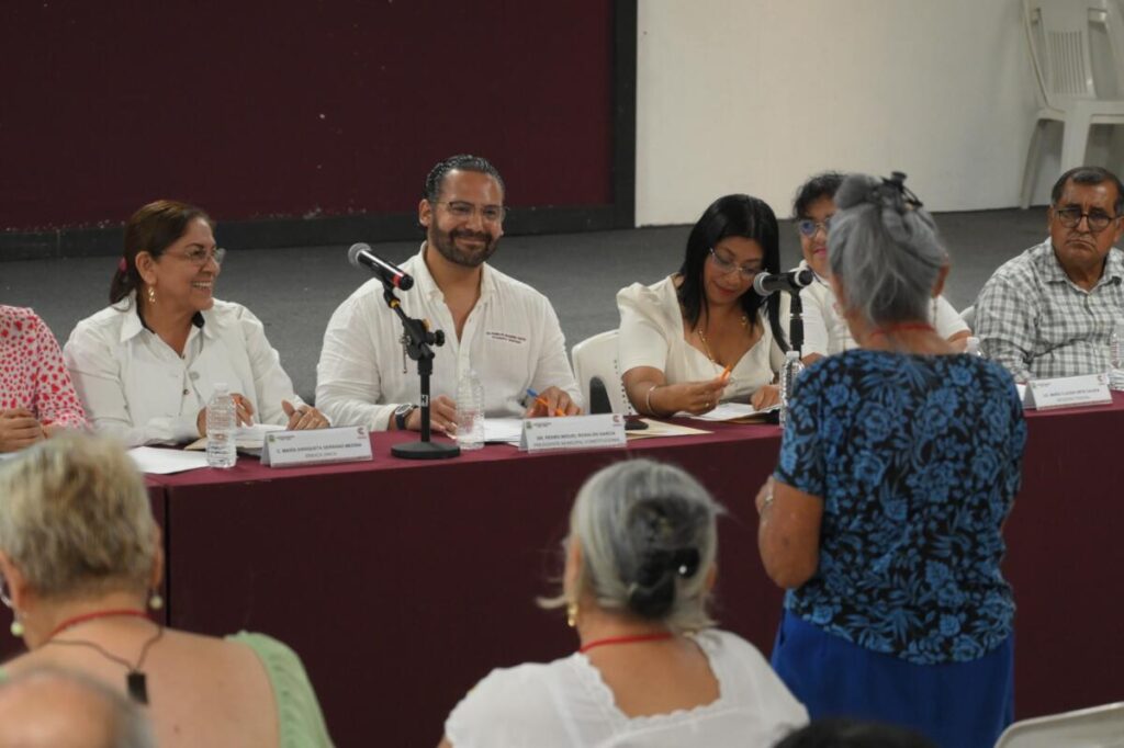 Fortalece Gobierno de Coatzacoalcos la participación ciudadana en obra pública con Cabildo Abierto