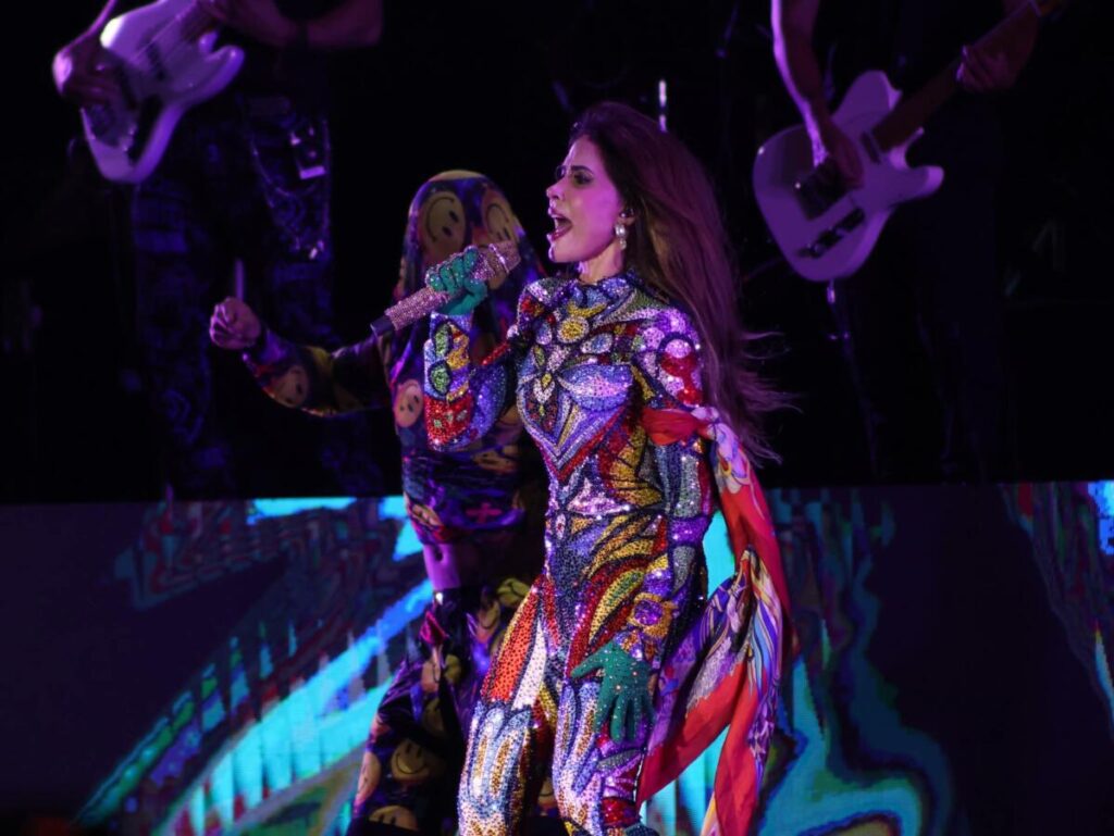 Cierra Gloria Trevi con broche de oro la Expo Feria Coatza 2026 en una noche de éxito total