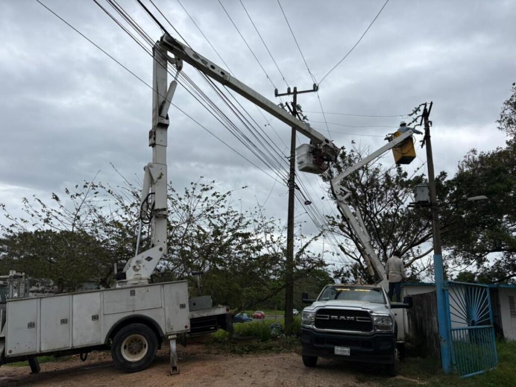 Fallas de energía eléctrica afectan el servicio de agua en Cosoleacaque. Fallas de energía eléctrica afectan el servicio de agua en Cosoleacaque.