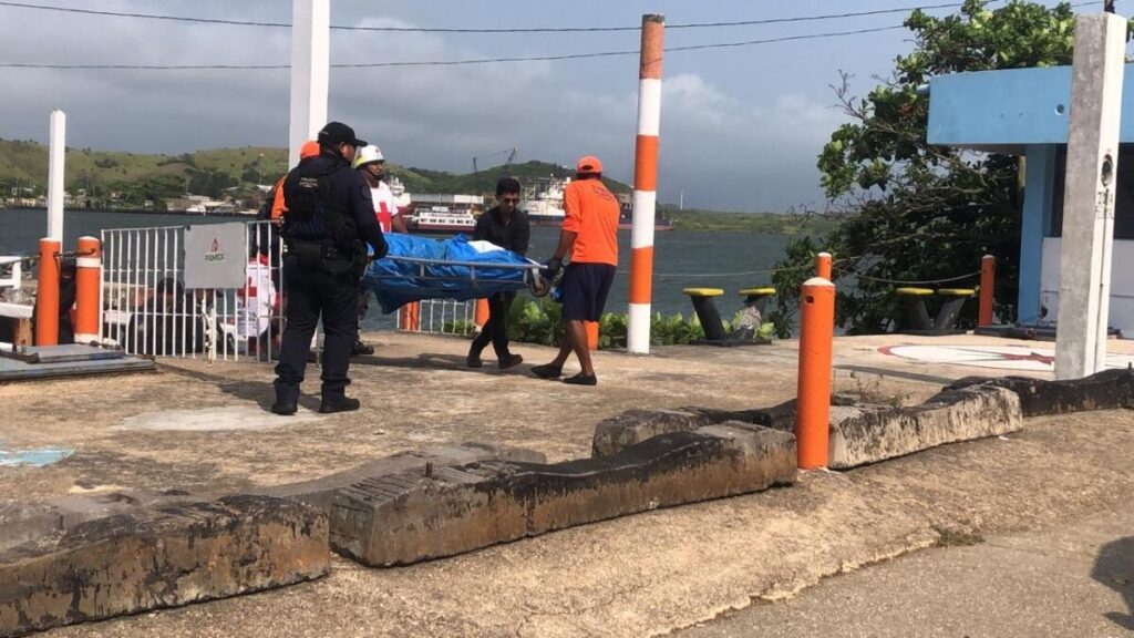 Localizan otro cu3rp0 flotando en el río Coatzacoalcos