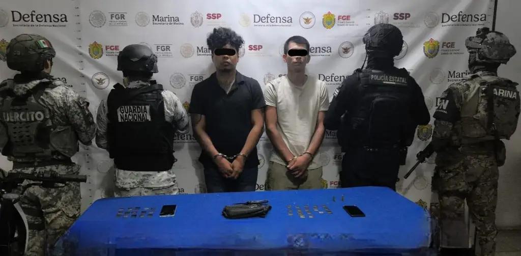 Detiene a personas ligadas a hechos v10l3nt0$ en bares de Coatzacoalcos Detiene a personas ligadas a hechos v10l3nt0$ en bares de Coatzacoalcos