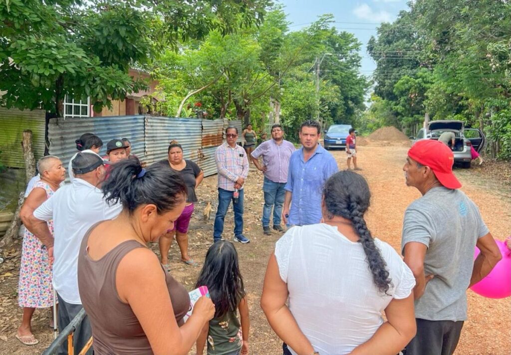 Constata Cirilo Vázquez Parissi avances de obras que fortalecen el desarrollo de Cosoleacaque