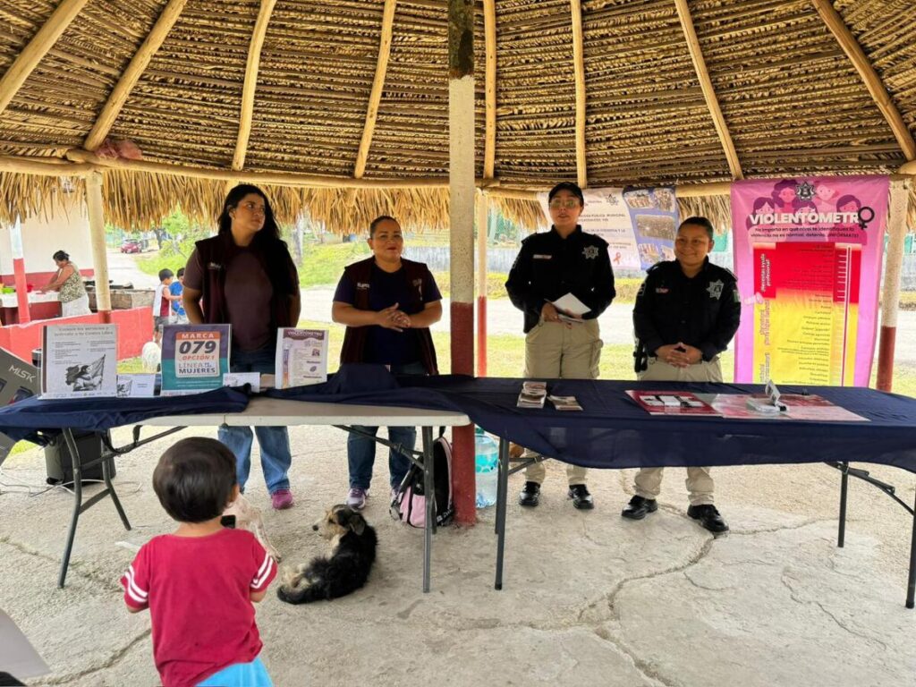 Refuerzan Seguridad y Prevención para Mujeres en Ejidos de Coatzacoalcos