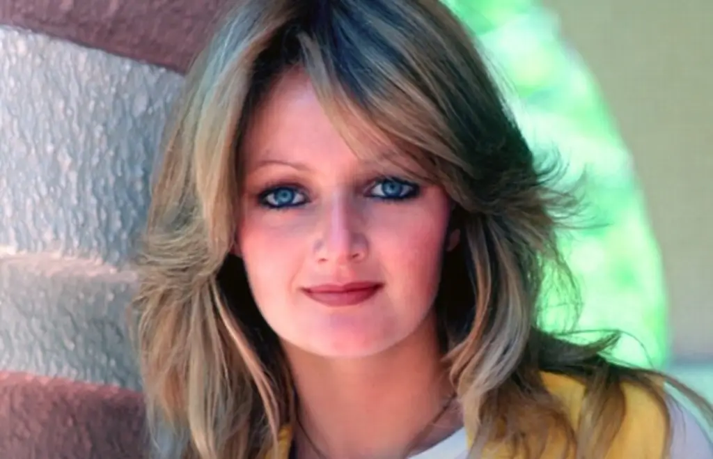Mu3r3 Bonnie Tyler a los 75 años, la voz de ‘Eclipse total del amor’ Mu3r3 Bonnie Tyler a los 75 años, la voz de ‘Eclipse total del amor’