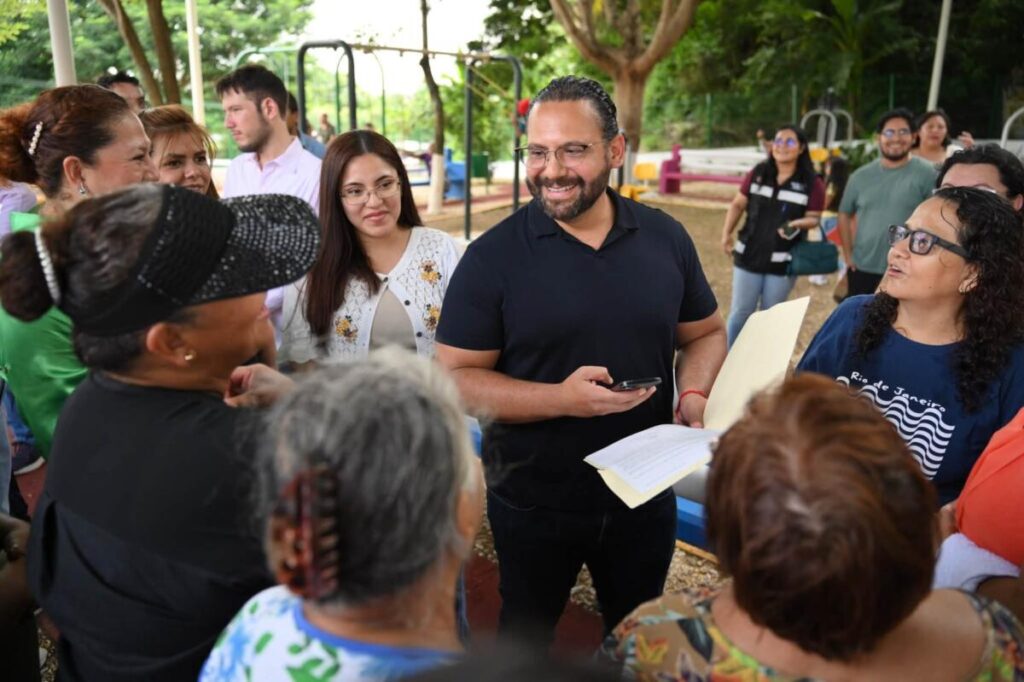 Entrega alcalde Pedro Miguel Rosaldo García rehabilitación del Parque Santa Isabel