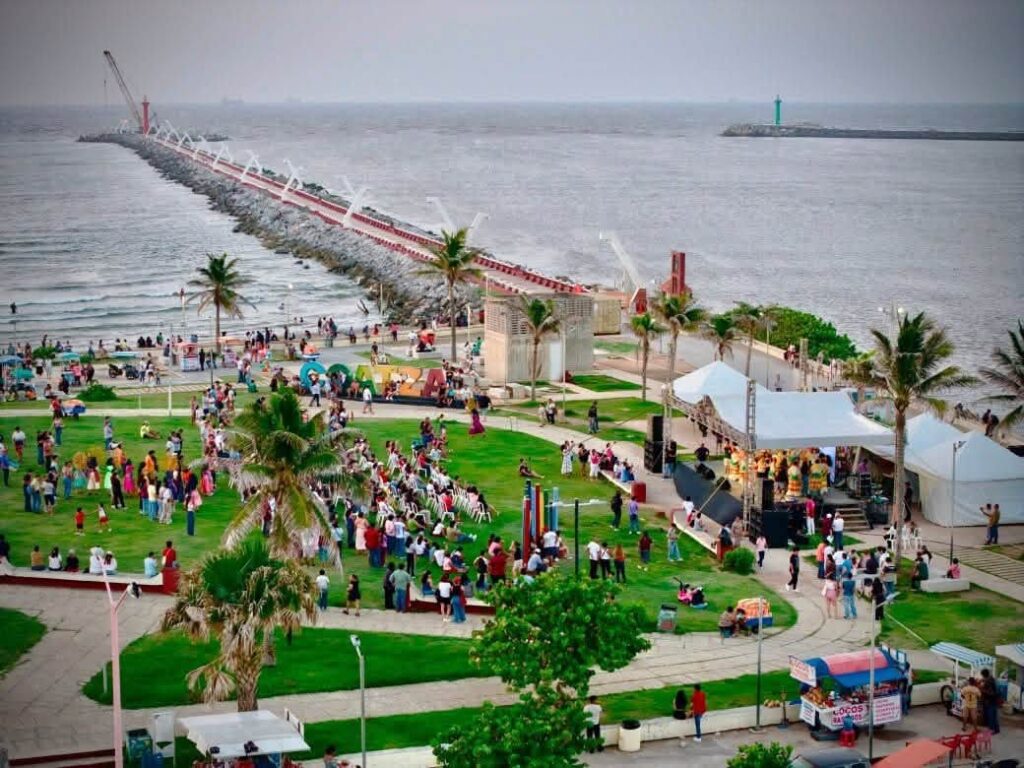 Vivirá Coatzacoalcos un sábado de verano con motonáutica, actividades en playa y un gran encuentro de rock
