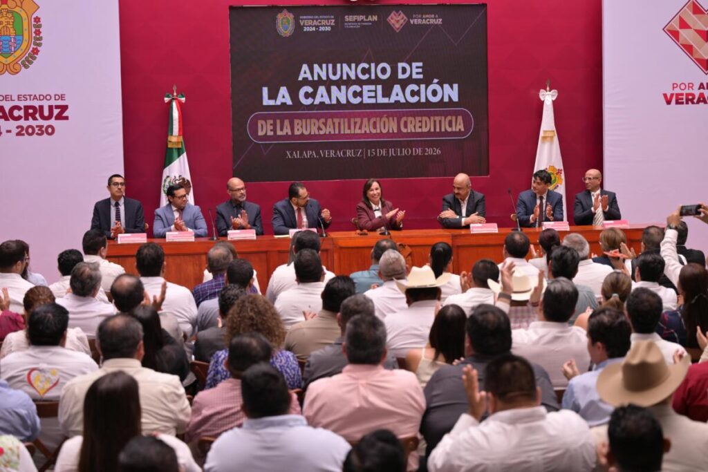 Logro histórico, Veracruz extingue la deuda bursátil de 199 municipios: Gobernadora