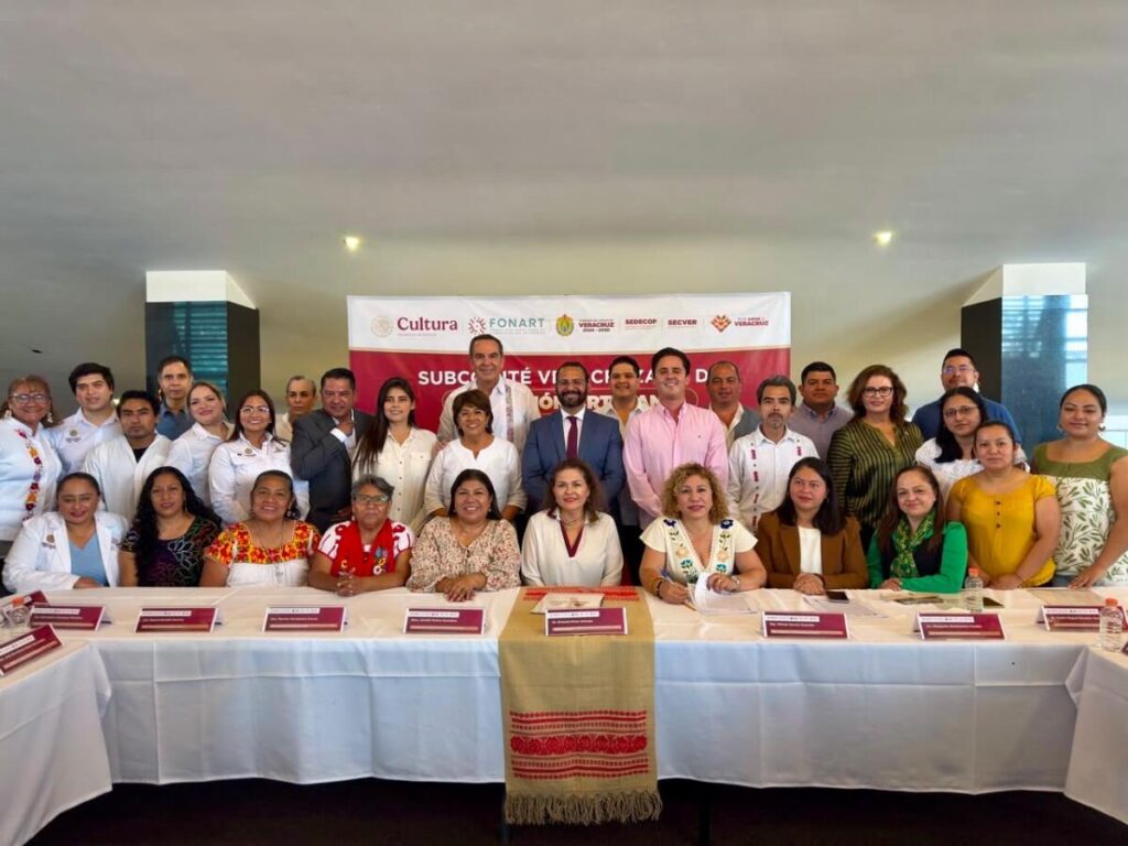 Impulsa Pedro Miguel Rosaldo el talento artesanal de Coatzacoalcos y la región Olmeca