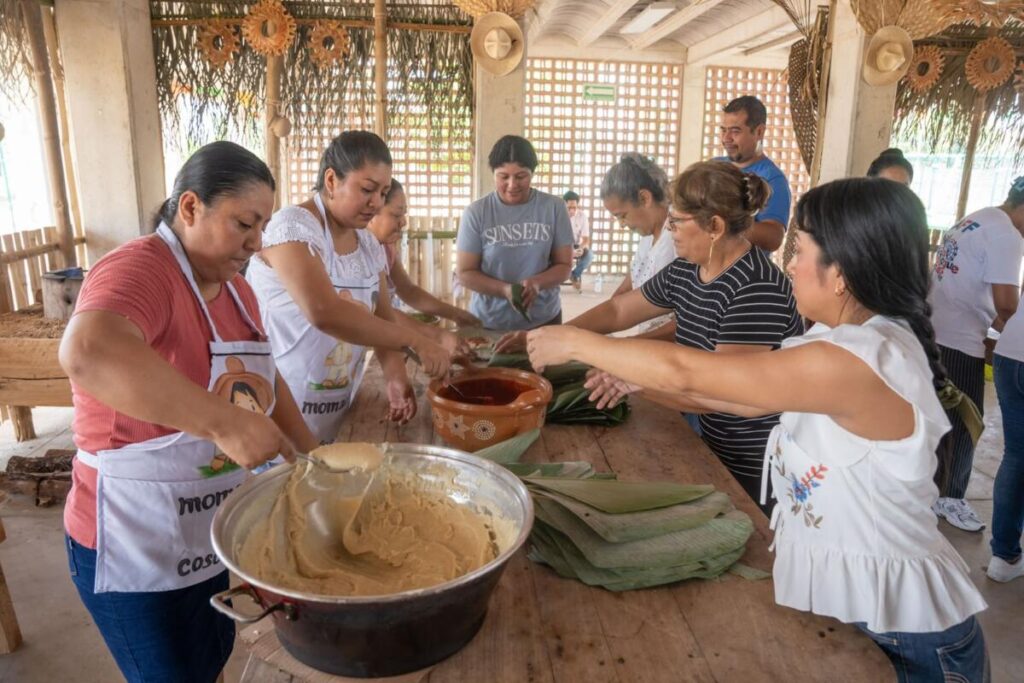 Los sabores de Cosoleacaque conquistan a visitantes