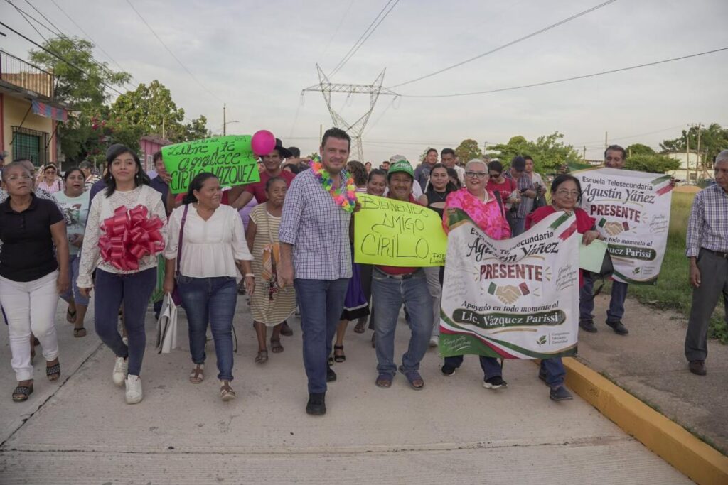 El alcalde Cirilo Vázquez inaugura pavimentación con concreto hidráulico en la colonia Patria Libre El alcalde Cirilo Vázquez inaugura pavimentación con concreto hidráulico en la colonia Patria Libre