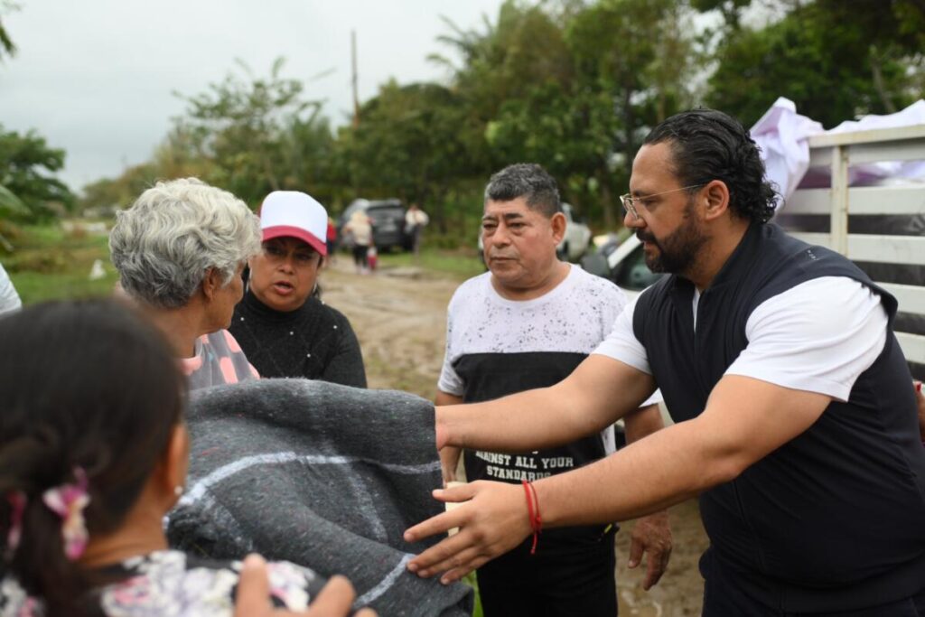Responde Pedro Miguel Rosaldo ante la emergencia por frente frío con 592 servicios y apoyo a miles de afectados